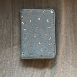 Oliver Bonas Alphabet Gold Foil Travel Card Holder "Z"